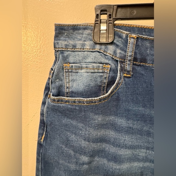 Fashion Jeans size XL 5 pocket, stone washed pant leg flare - Picture 3 of 8